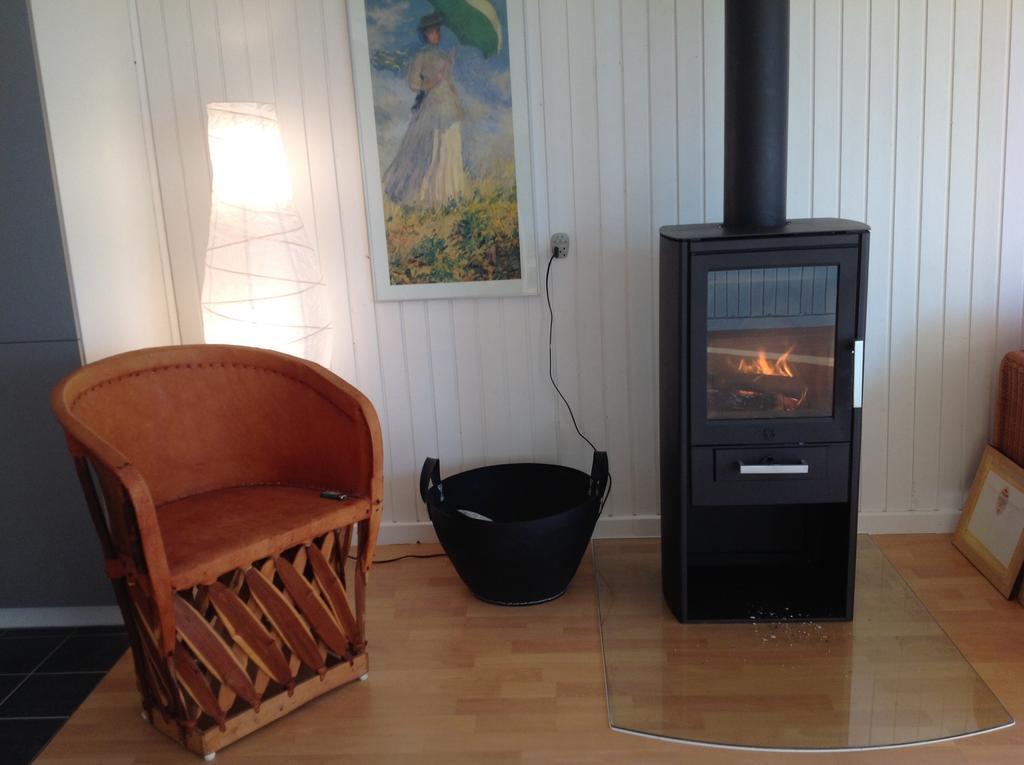Funder Kirkeby Abildskovhus Ferieboligヴィラ 部屋 写真